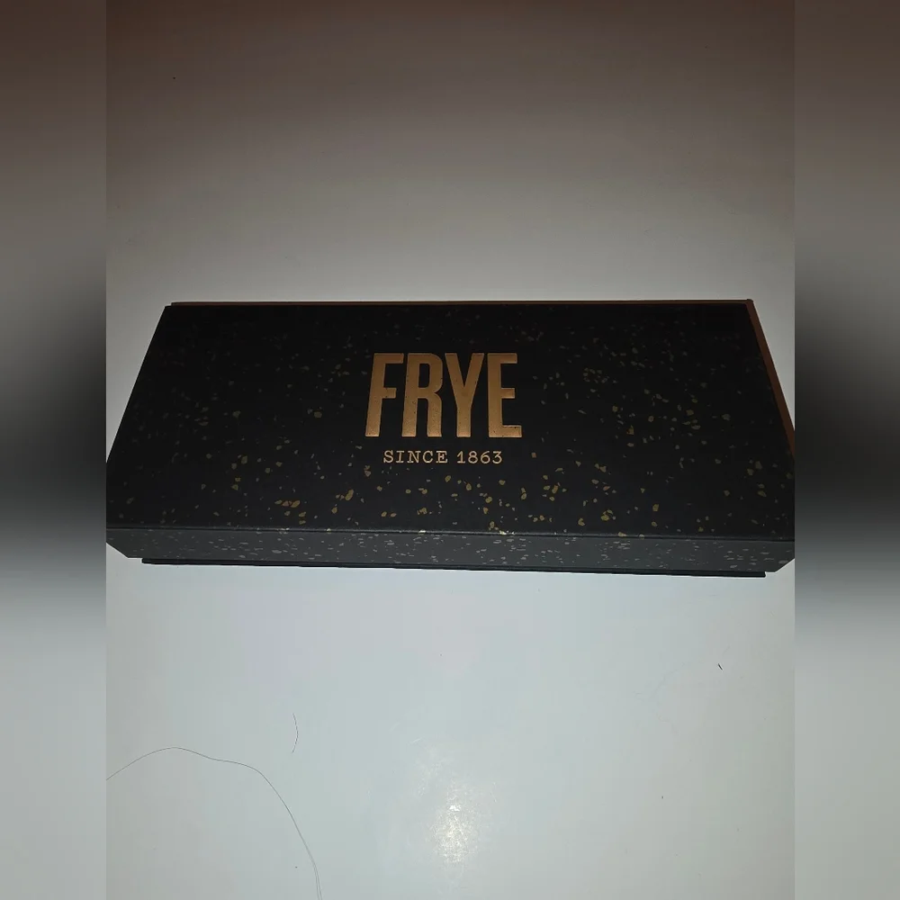Frye Gift Box with 3 Pairs of Socks